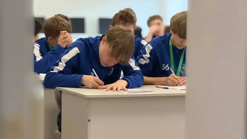 2,5 тысячи футболистов ЮФЛ и Молодёжной лиги написали Диктант Победы