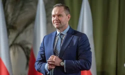 karol navroczkij sluchajno vyronil snyus na intervyu -ul-rks-ru-0