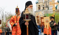 prazdnovanie pashi vo vladivostoke detali marshruty mitropolit pavel-ul-rks-ru-0