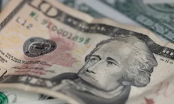 rubl ukrepilsya na  kurs dollara poradoval investorov-ul-rks-ru-0