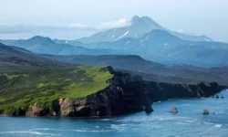 Спасатели МЧС нашли туристов на Авачинском перевале Камчатки spasateli mchs nashli turistov na avachinskom perevale kamchatki-ul-rks-ru-0