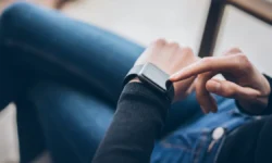 Фитнес-трекеры и умные часы меняют контроль здоровья fitnestrekery i umnye chasy menyayut kontrol zdorovya-ul-rks-ru-0