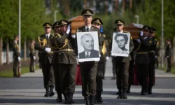 Израиль в ярости из-за перезахоронения Мельника при Зеленском izrail v yarosti izza perezahoroneniya melnika pri zelenskom-ul-rks-ru-0