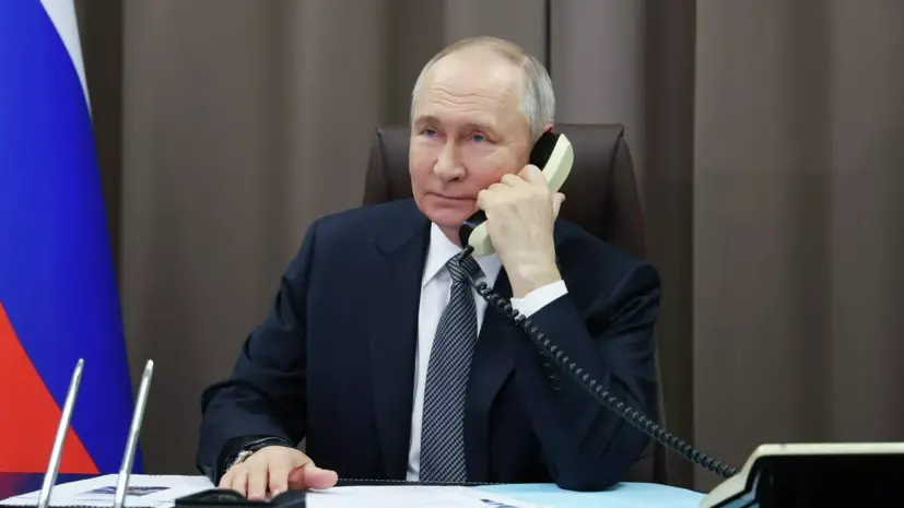 Путин поговорил по телефону с королём Бахрейна