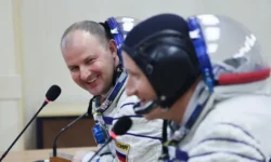 kudsverchkov i mikaev ot roskosmosa vyjdut v kosmos 27 maya-ul-rks-ru-0