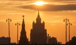 muneo sudzuki zadayotsya voprosom po sankcziyam rol ssha ukrainy abe-ul-rks-ru-0