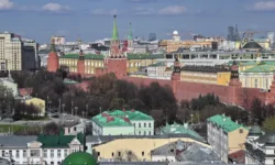 peskov posle parada v kremle glav zhdet teplyj priyom-ul-rks-ru-0