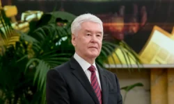Собянин и Белозёров: обновлённый Ленинградский вокзал после ремонта sobyanin i belozyorov obnovlyonnyj leningradskij vokzal posle remonta-ul-rks-ru-0