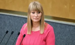 Владимир Путин и Светлана Журова под прицелом резких обвинений Киева vladimir putin i svetlana zhurova pod priczelom rezkih obvinenij kieva-ul-rks-ru-0