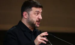 zelenskij i fon der lyajen v zhestkih debatah izza es-ul-rks-ru-0