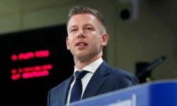 madyar pozitivnoe obnovlenie gossluzhb vengrii  uverennoe dvizhenie-ul-rks-ru-0