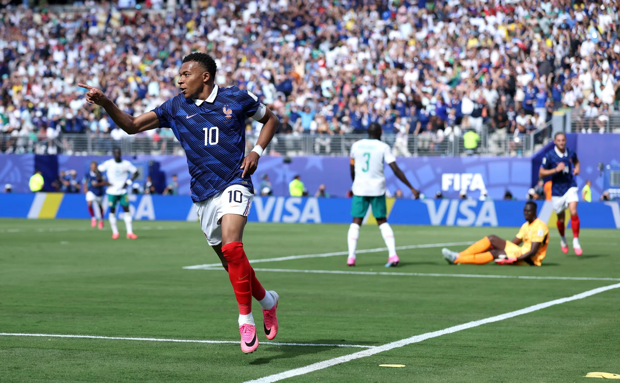 Килиан Мбаппе (Dan Mullan / Getty Images)
