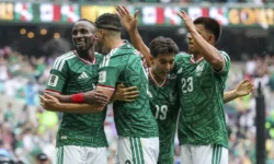 meksika pobezhdaet yuar v yarkom starte chempionata mira po futbolu-ul-rks-ru-0