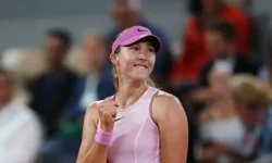Мирра Андреева победила на Ролан Гаррос, как Шарапова и Кузнецова mirra andreeva pobedila na rolan garros kak sharapova i kuzneczova-ul-rks-ru-0