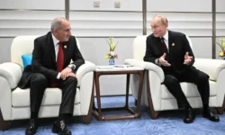 Владимир Путин принимает поздравления с Днем России от мировых лидеров vladimir putin prinimaet pozdravleniya s dnem rossii ot mirovyh liderov-ul-rks-ru-0
