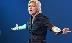 diana arbenina upala v vodu na konczerte zaryad fest-ul-rks-ru-0