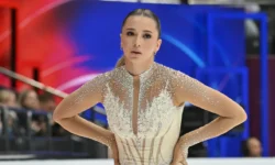 Валиева снялась с этапа Гран-при России в Казани valieva snyalas s etapa granpri rossii v kazani-ul-rks-ru-0