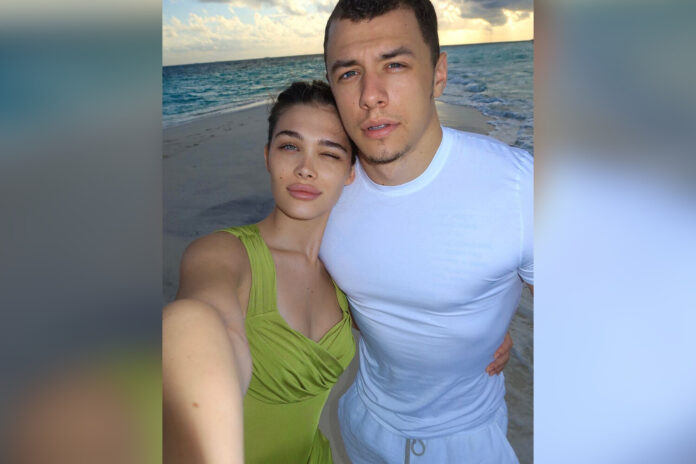 c2930d2f-4540-4b40-b9f3-c8f3f20730fb-674ba388