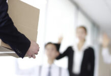 В каких случаях допускается увольнение без отработки двухнедельного срока f44b60f9-bb80-4b23-a909-c58b6dad6593-6776d681