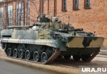 Отгрузка БМП-3 в рамках выполнения АО «Курганмашзавод» государственного оборонного заказа.Курган
