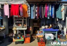 Волнения на блошином рынке Кургана: продавцы обеспокоены возможным закрытием Блошиный рынок около РЖД вокзала. Курган