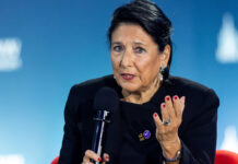 cbe3ea8f-238d-4b25-b806-e042fdf51cdf-678ee292