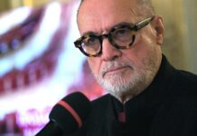 Владимир Путин предоставил гражданство РФ выдающемуся европейскому деятелю искусства 4a31389b-abe1-4cd6-a0db-b2761ad9d774-67b8b778