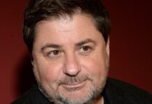 Смелое искусство: супруга Александра Цекало посвящает себя творческой самореализации 7c113cd8-7f84-4fc0-84e5-1a5c514e68cd-67c4916b