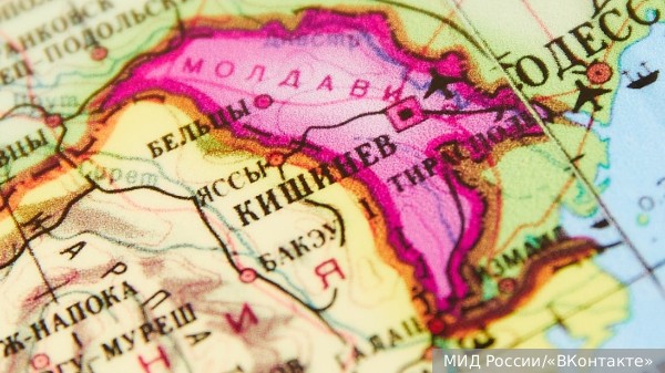 Оппозиция в парламенте Молдавии не смогла отправить правительство в отставку