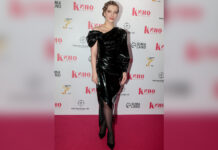 Новый образ Елизаветы Арзамасовой вызвал бурное обсуждение среди поклонников b6d15e75-d753-427d-8f48-b635b7062a10-67adee65