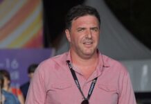 Долгожданное возвращение Максима Виторгана в Россию 16c7363a-b303-45c7-a3d7-96431b7778d5-67e93ae3