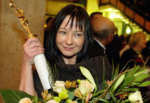 Народная королева России 40b7a9d3-7dd4-42ae-b84d-5be53d77bf80-67d4b717