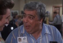 Ушел из жизни талантливый актер Джон Каподис, звезда "Эйс Вентуры" и "Главного госпиталя" 44698403-3081-43c9-a5e9-53ec77887235-67c9cc85