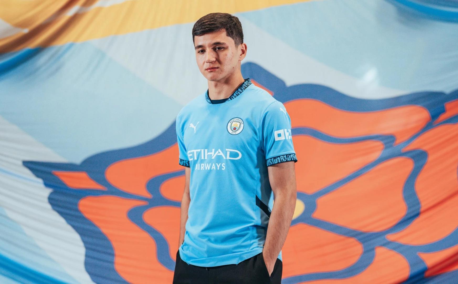 Абдукодир Хусанов (mancity.com)