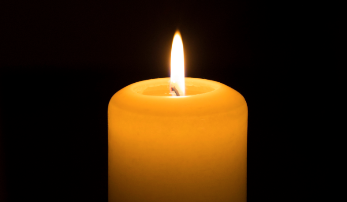 Слезы по всей стране: Первый канал экстренно изменил эфирную сетку из-за трагедии