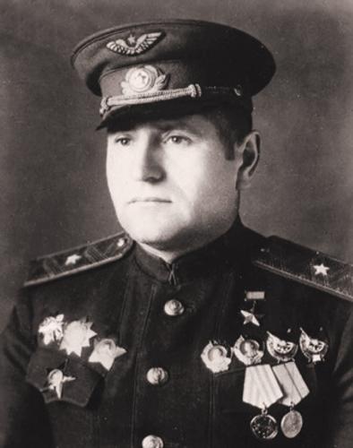 Он не прошёл победным маршем…