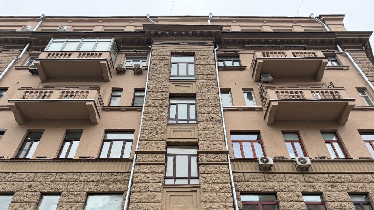 В центре Москвы завершен капремонт комплекса зданий в неоклассическом стиле