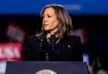 Скандальный конфуз: вице-президент США запуталась в словах присяги национальному флагу e867907b-c8c0-4435-9060-9b62b1a00120-67cbf097