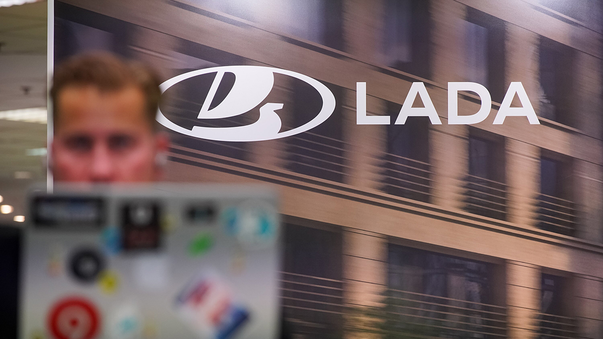 Появились обновленные цены на автомобили Lada