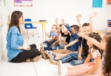 В свердловских соццентрах открываются службы поддержки «Дети в семье» 3966aa3a-dd2e-42ee-af63-6e3d249aa750-680246e0