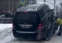 Рекордное количество штрафов ГИБДД получил автомобилист из Екатеринбурга 523c9a8d-777b-4b57-891f-6bb33e80d0b7-67f38917