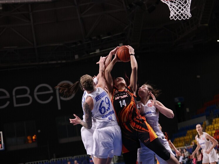 Баскетболистки УГМК одержали победу над красноярским «Енисеем»