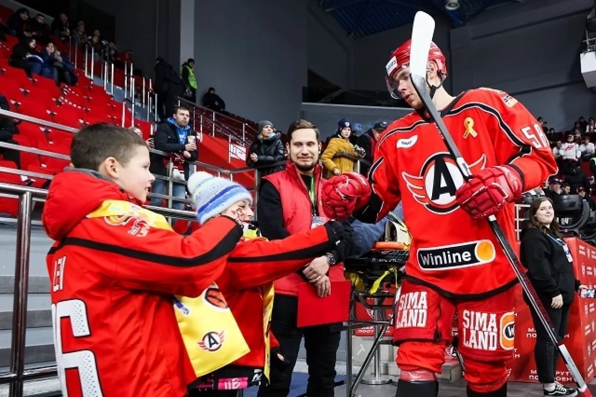 В Екатеринбурге состоятся яркие благотворительные хоккейные матчи-0