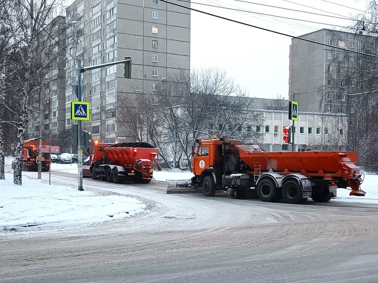 2,4 тысячи тонн снега увезли из Екатеринбурга в выходные