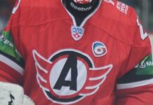 ekaterinburg prostitsya s legendoj hk avtomobilist fedorom malyhinym 21 marta-ekaterinburgu-ru-174239197700-0