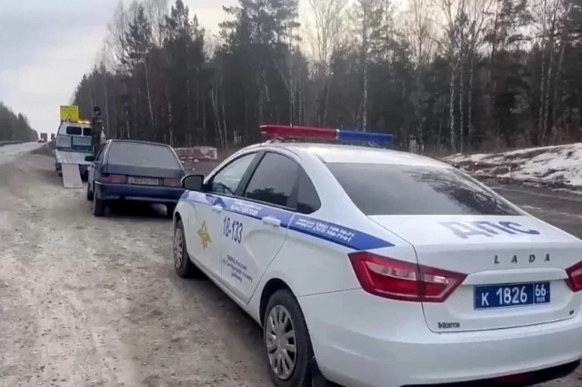 ГИБДД Свердловской области предотвратила нарушение на Тюменском тракте с участием ВАЗ-2114-0