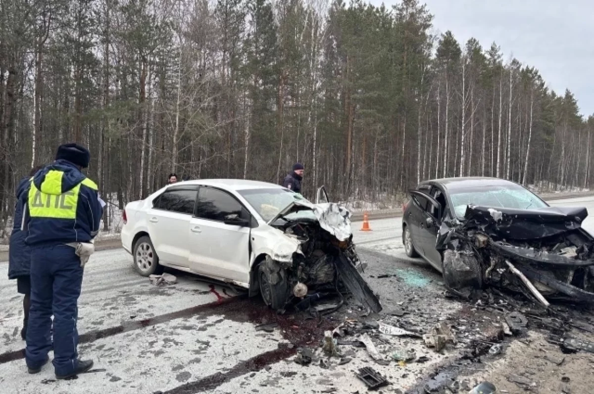 ГИБДД Свердловской области расследует ДТП с Фольксваген Поло под Березовским-0