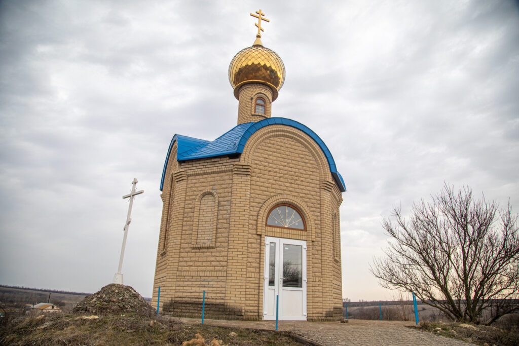 Свердловский депутат доставил жизненно важный груз бойцам в ДНР