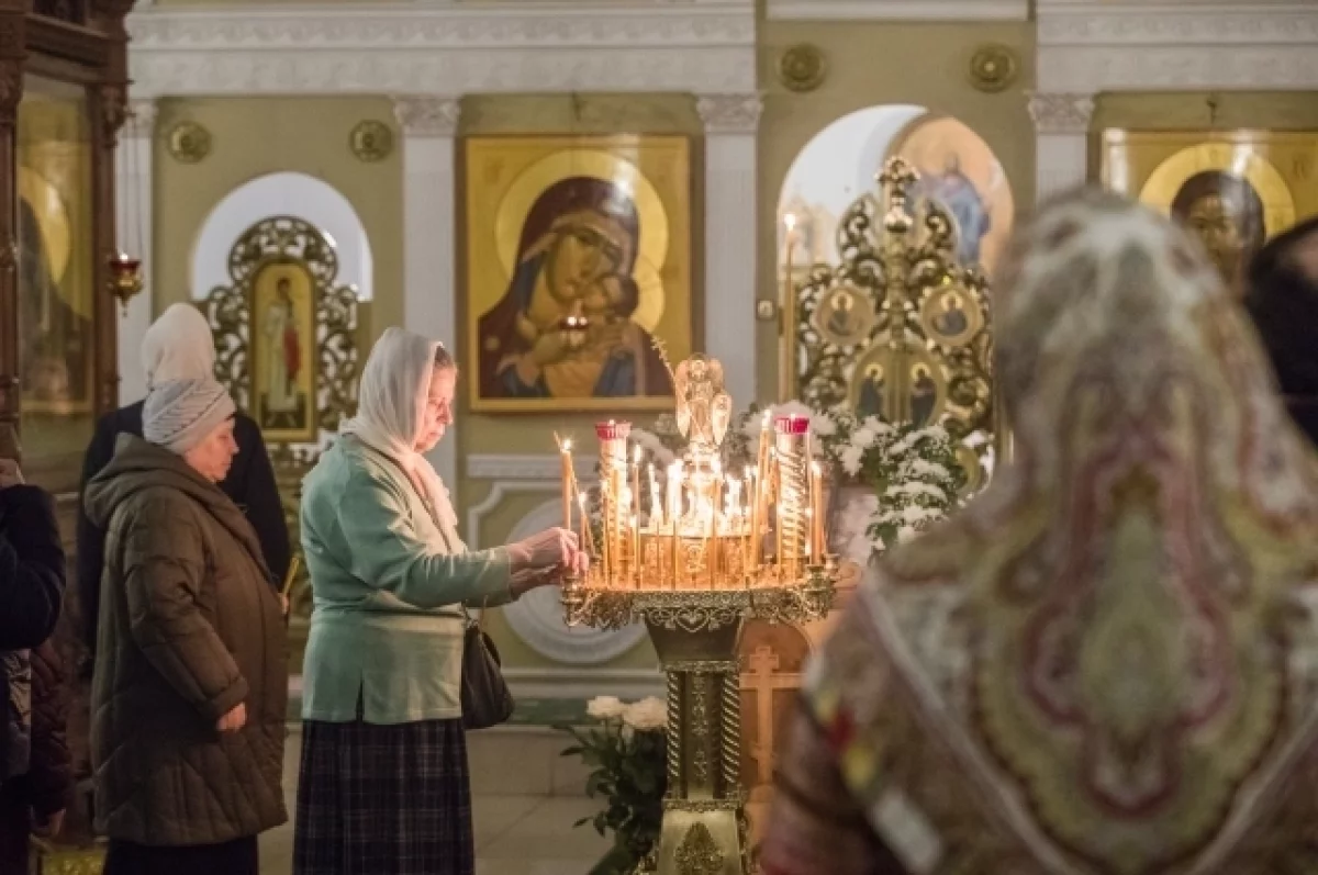 Митрополит Екатеринбургский Евгений инициировал молебны за воинов СВО-0