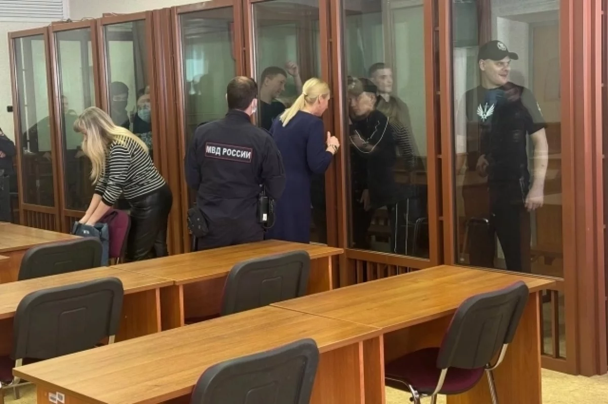 На Урале вынесен приговор участникам нападения в букмекерской конторе-0
